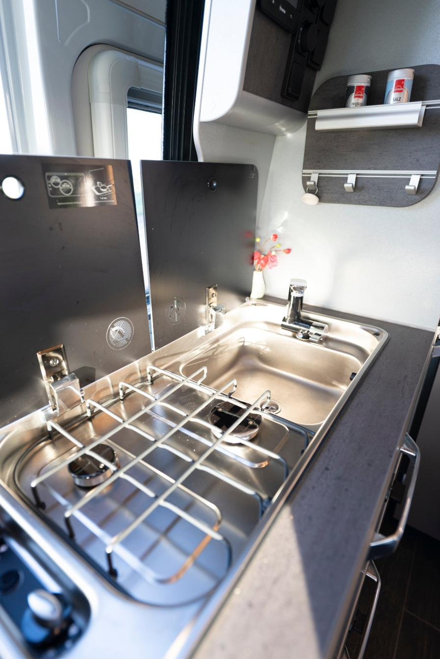 Automatik Camper Küchenzeile mit Spüle und Gasherd